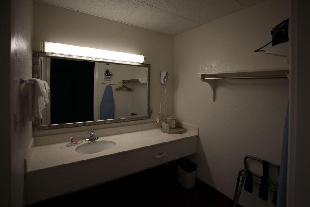Econo Lodge Wytheville I-77 & I-81 Bagian luar foto