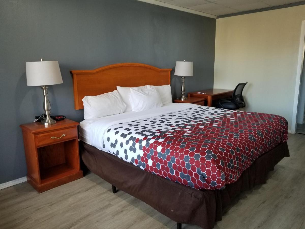 Econo Lodge Wytheville I-77 & I-81 Bagian luar foto