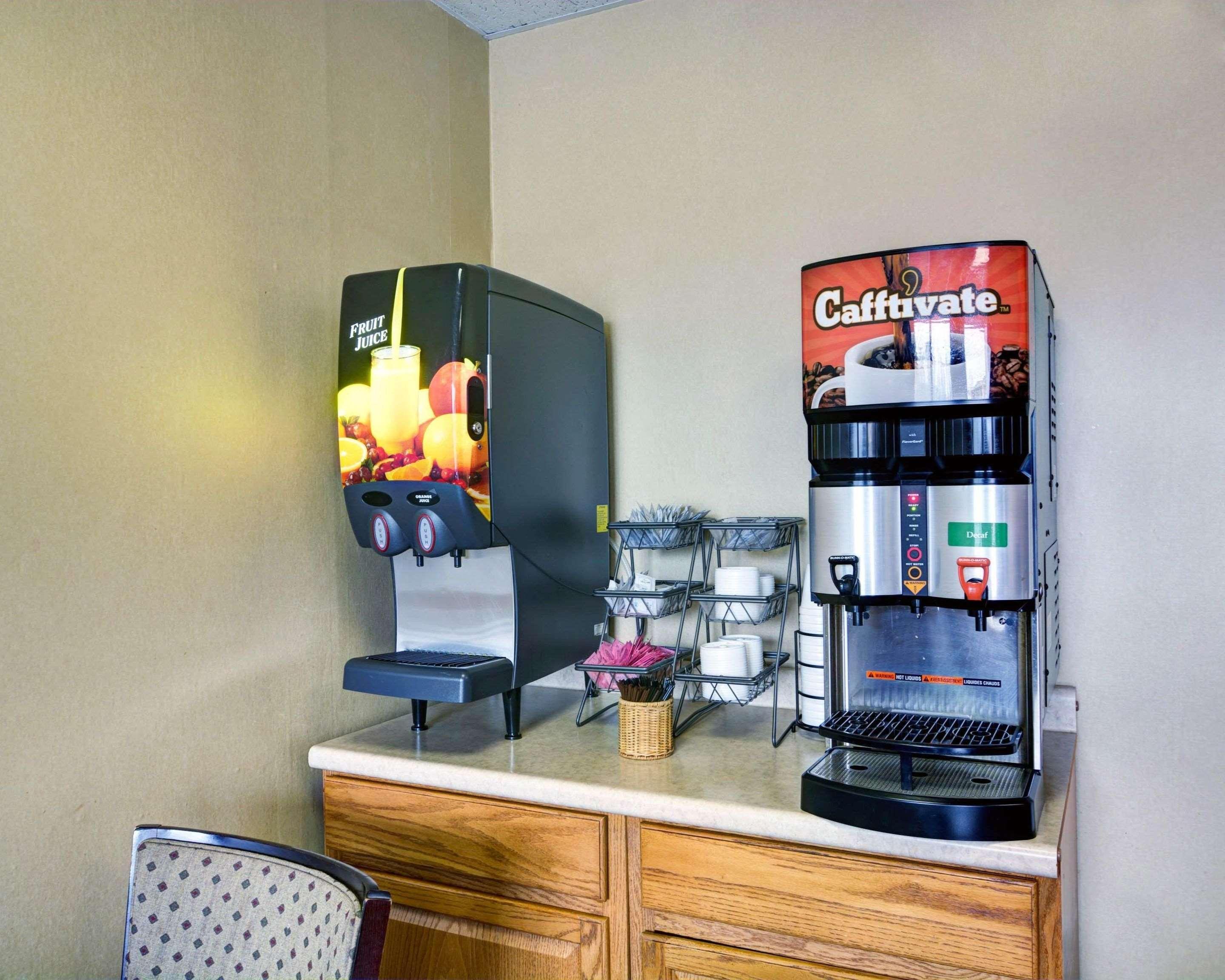 Econo Lodge Wytheville I-77 & I-81 Bagian luar foto