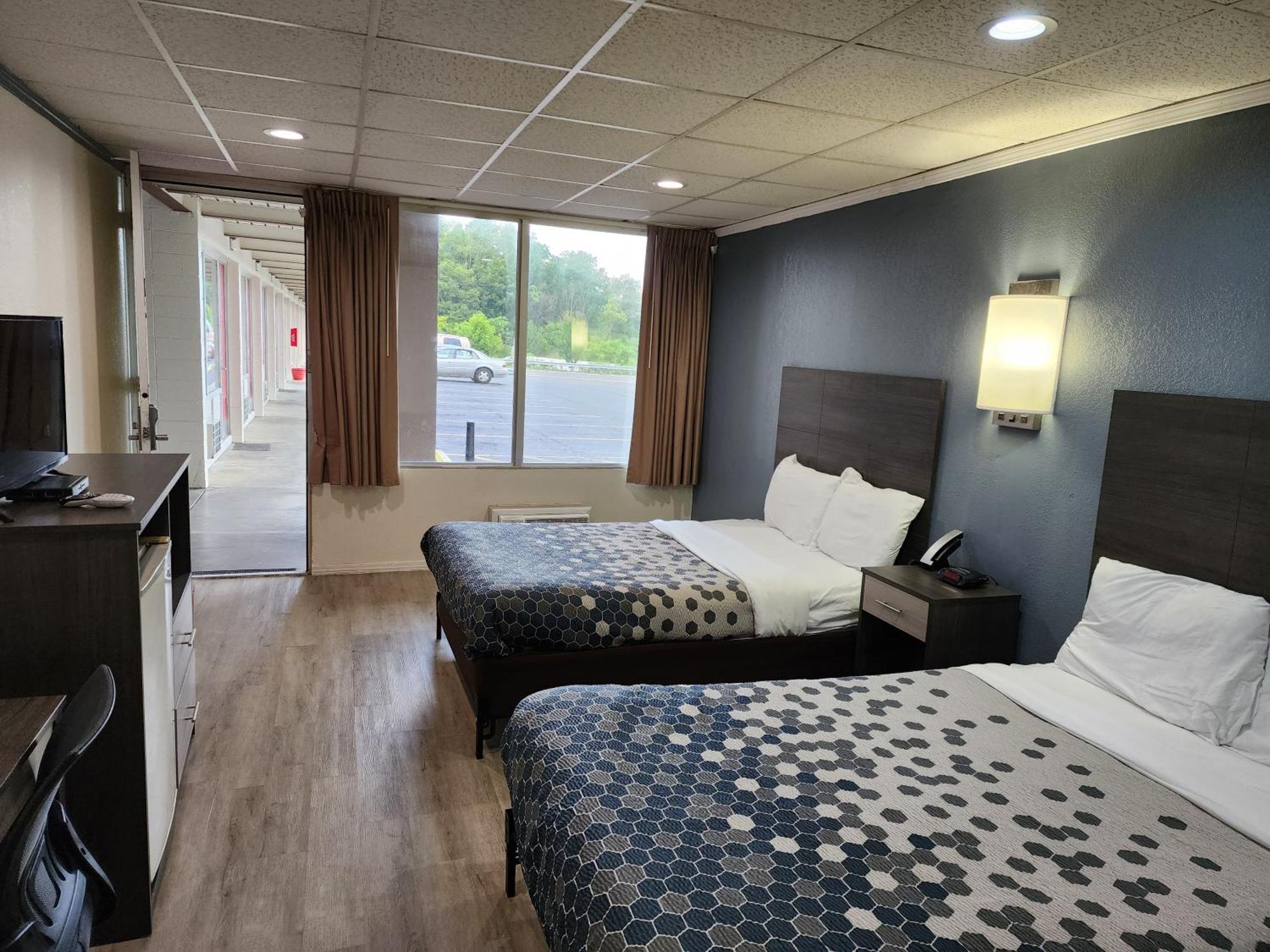 Econo Lodge Wytheville I-77 & I-81 Bagian luar foto