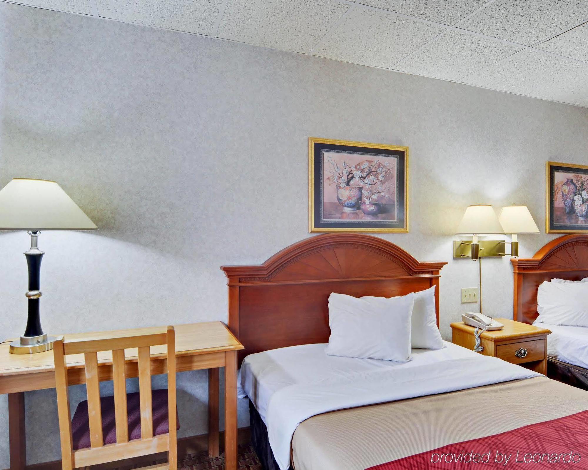 Econo Lodge Wytheville I-77 & I-81 Bagian luar foto